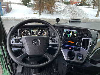 2016-mercedes-benz-actros-4163-46112392