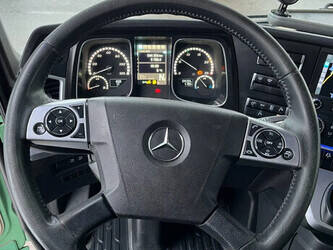 2016-mercedes-benz-actros-4163-46112393