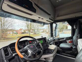 2019-scania-r520-1434332-46112423