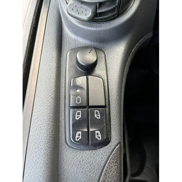 2017 مرسيدس بنز Atego 1530-46112447