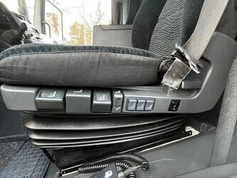 2017-mercedes-benz-atego-1530-1434333-46112449