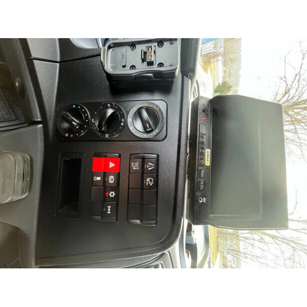 2017 مرسيدس بنز Atego 1530-46112456