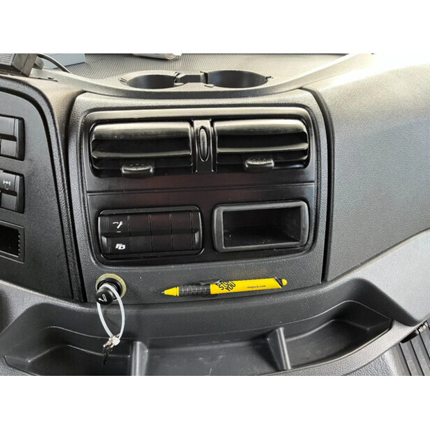 2017 مرسيدس بنز Atego 1530-46112457