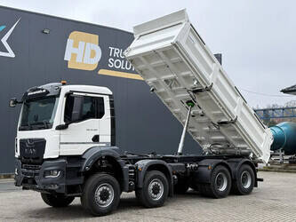 صورة ل شاحنات قلابة 2024 مان TGS 35.480