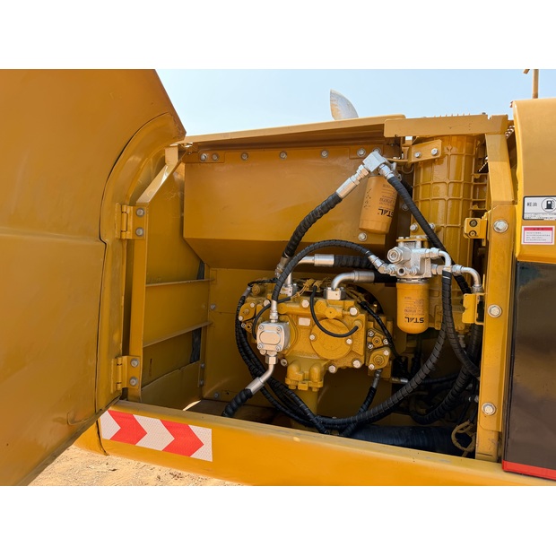 2017 Caterpillar 320CL-46123231