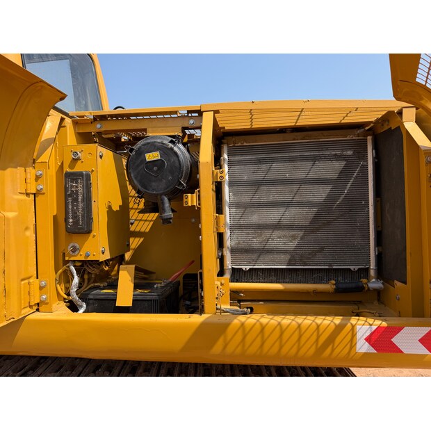 2017 Caterpillar 320CL-46123233