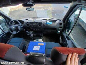 2011-renault-master-1434351-46125063