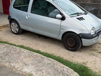 2004-renault-twingo-1434353-46125073