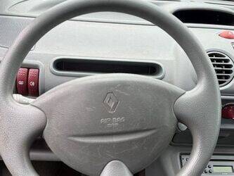 2004-renault-twingo-1434353-46125075