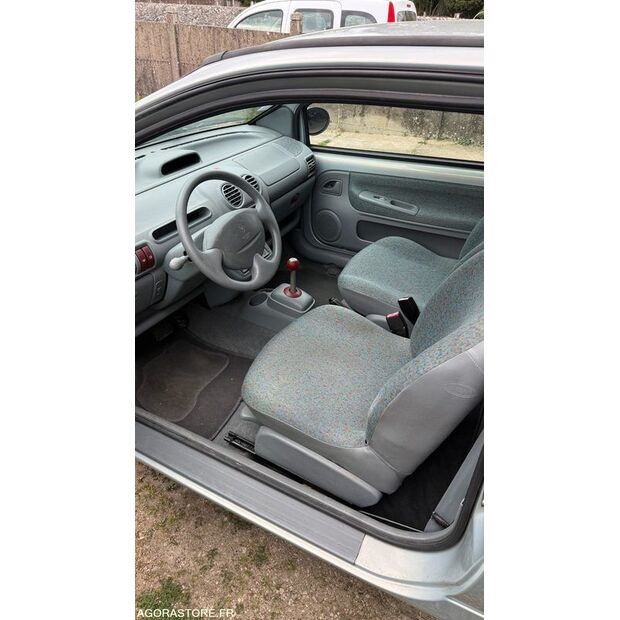 2004 Renault Twingo-46125077