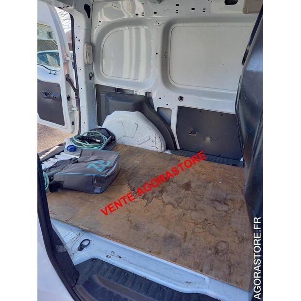 2012 Renault Kangoo-46125313