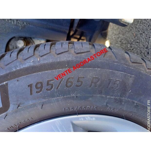 2012 Renault Kangoo-46125316