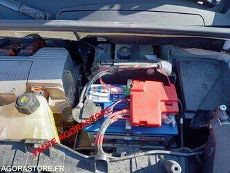 2012-renault-kangoo-1434367-46125328