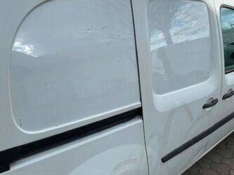 2008-renault-kangoo-1434368-46125340