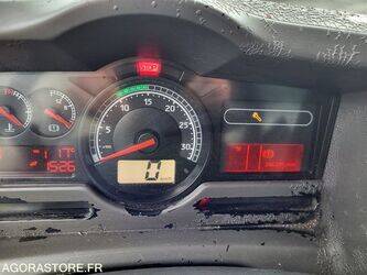 2013-renault-premium-1434369-46125367