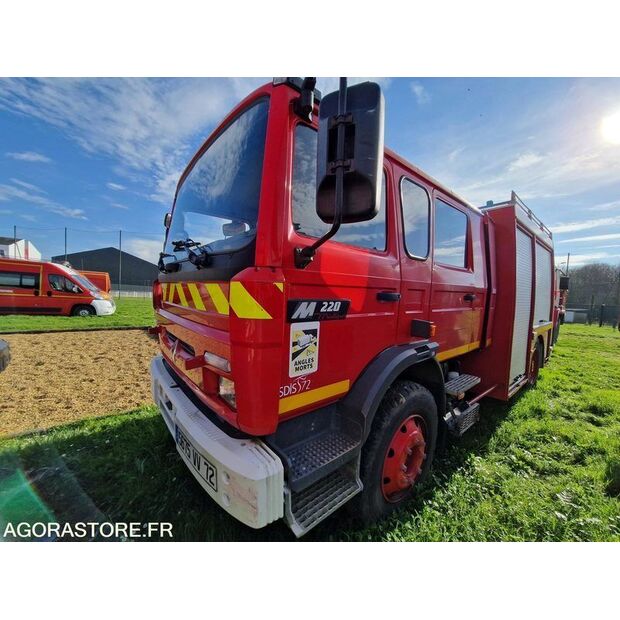 1999 Renault M210-46125426