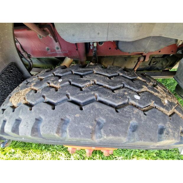 1999 Renault M210-46125436