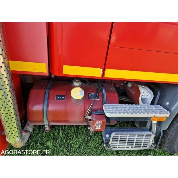 1999 Renault M210-46125440