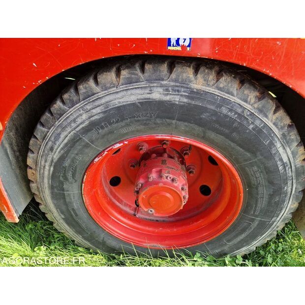 1999 Renault M210-46125450