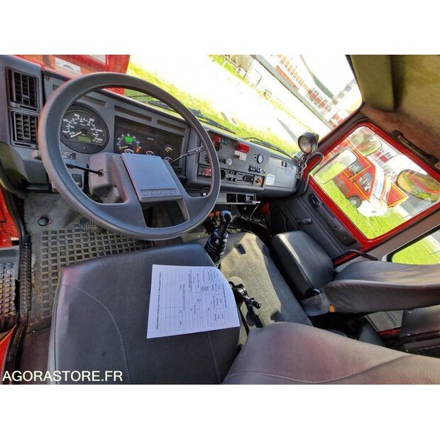 1999 Renault M210-46125462