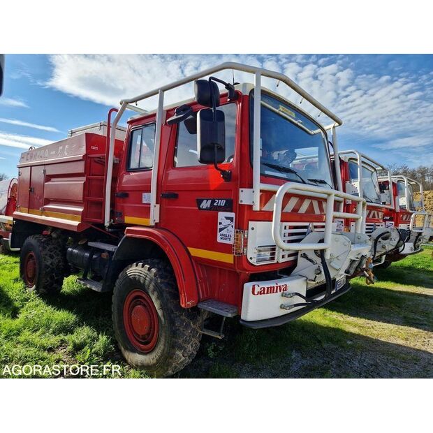 2002 رينو M210-46125469