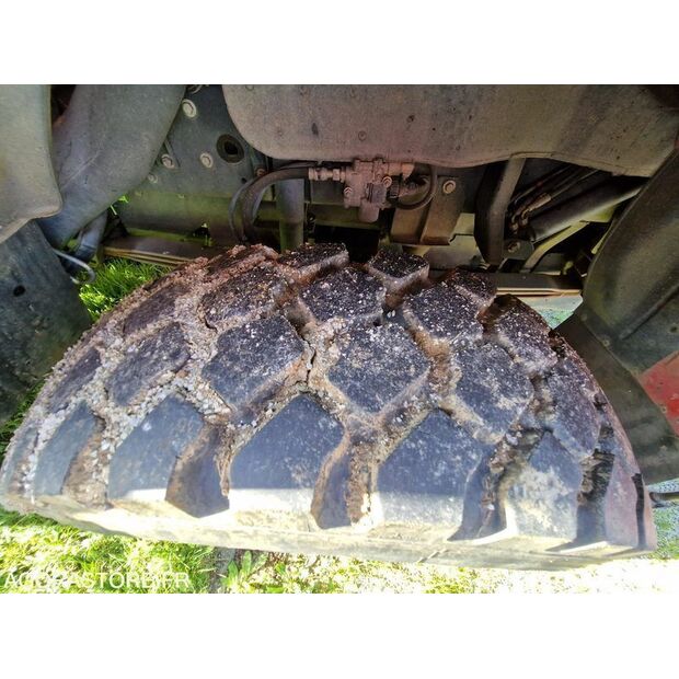 2002 رينو M210-46125476