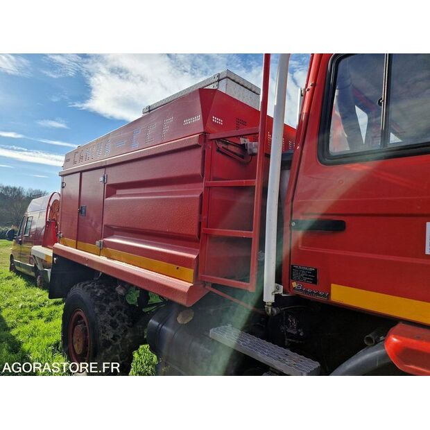 2002 رينو M210-46125479