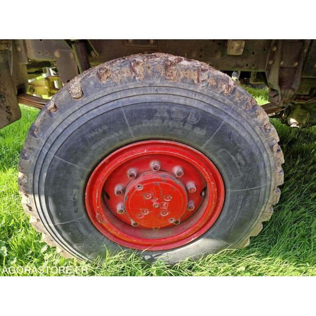 2002 رينو M210-46125483