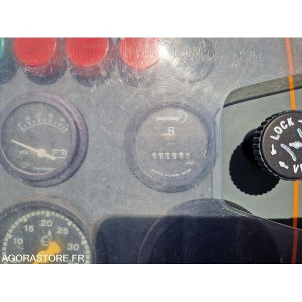 2002 رينو M210-46125487