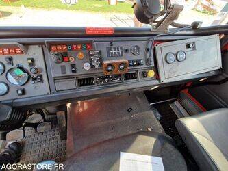 2002-renault-m210-1434376-46125501