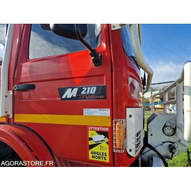 1999 Renault M210-46125516