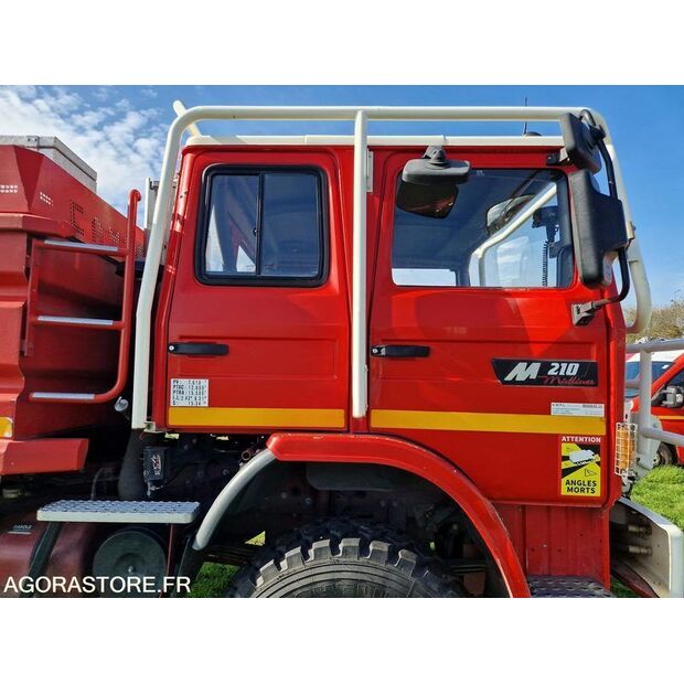 1999 Renault M210-46125518