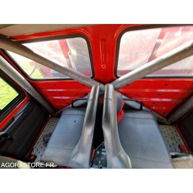 1999 Renault M210-46125543