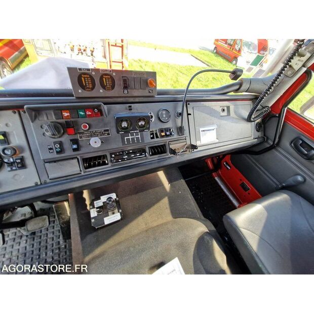 1999 Renault M210-46125545