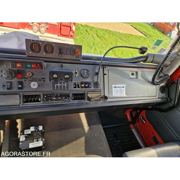 1999 Renault M210-46125546