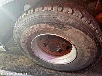 2002-renault-kerax-1434378-46125580