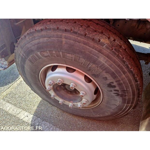 2002 رينو Kerax-46125584