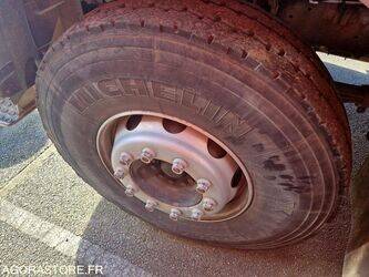 2002-renault-kerax-1434378-46125584