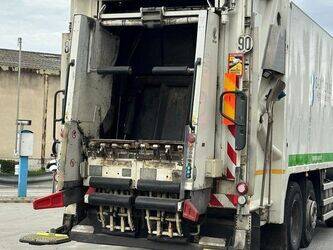 2012-daf-cf75-1434380-46125648