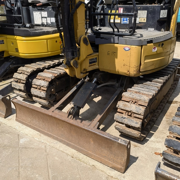 2018 Caterpillar 302C-46125901