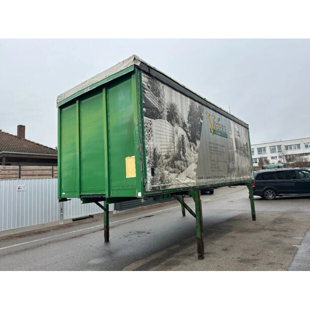 2002 يانج OTHERS-46126049