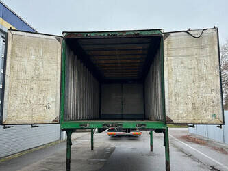 2002-jung-others-46126058