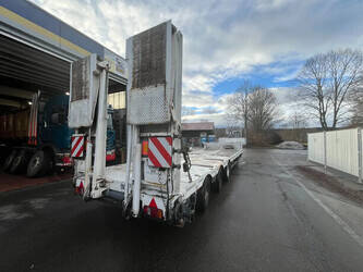 2001-nooteboom-others-1434414-46126153