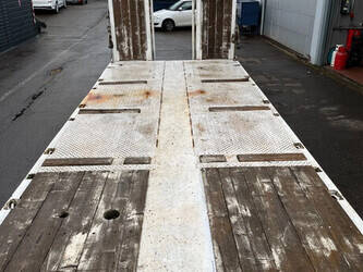 2001-nooteboom-others-1434414-46126159