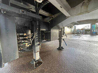 2001-nooteboom-others-1434414-46126174