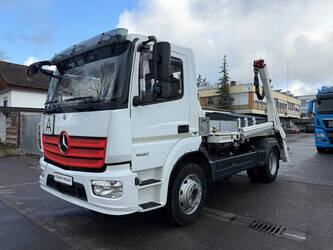 Image for Container Frame Trucks 2016 Mercedes-Benz Atego 1530