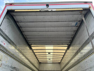 2014-mercedes-benz-antos-2540-1434416-46126245