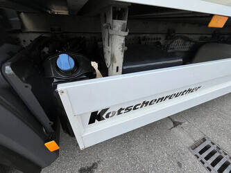 2014-mercedes-benz-antos-2540-1434416-46126254