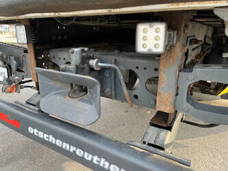 2014-mercedes-benz-antos-2540-1434416-46126257