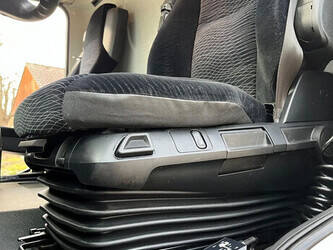 2014-mercedes-benz-antos-2540-1434416-46126261